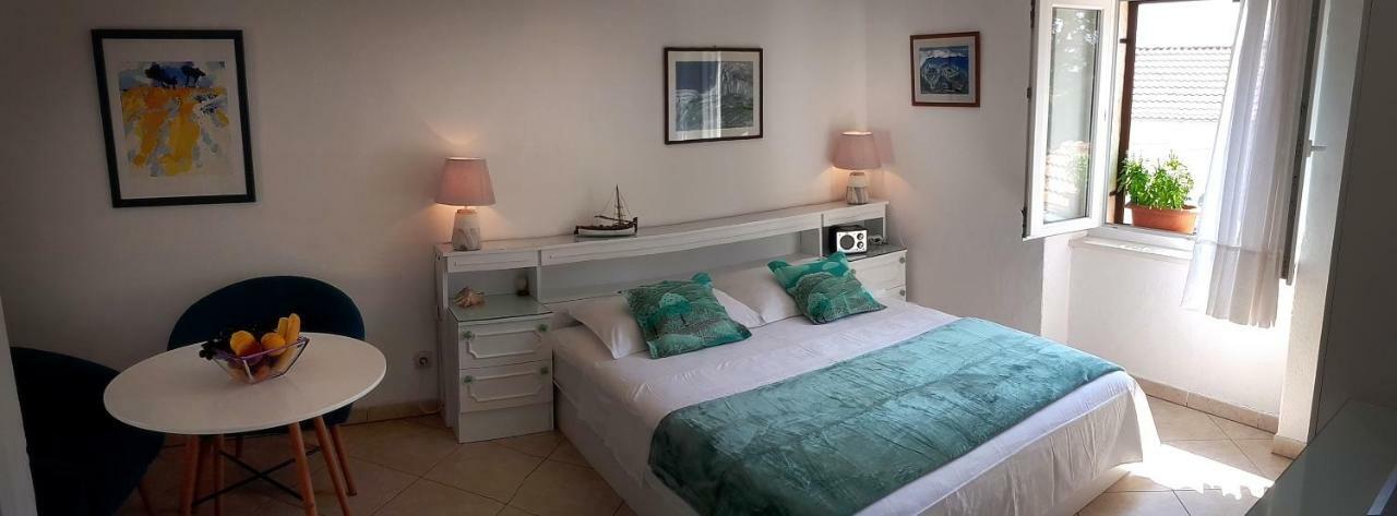 Zoe Apartament Bol