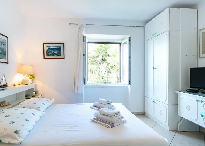 Apartments Zoe