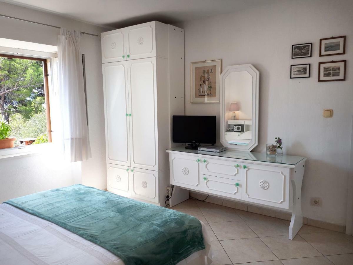 Zoe Apartment *